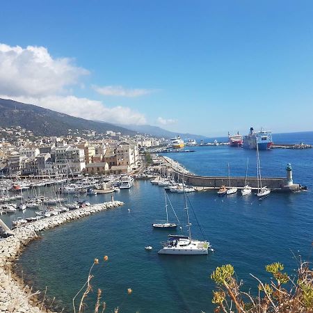 Apartmán Chambre De Charme Dans La Citadelle Bastia  Exteriér fotografie