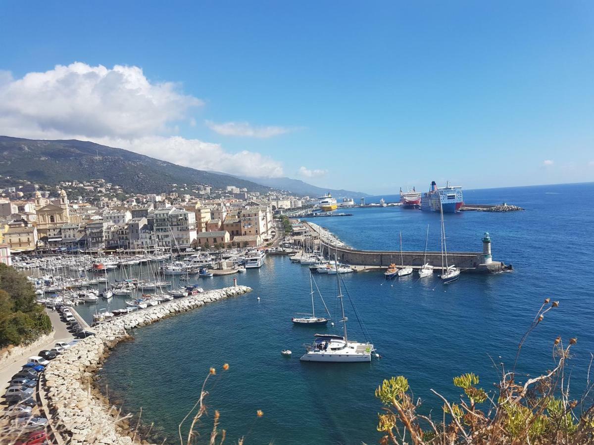 Apartmán Chambre De Charme Dans La Citadelle Bastia  Exteriér fotografie